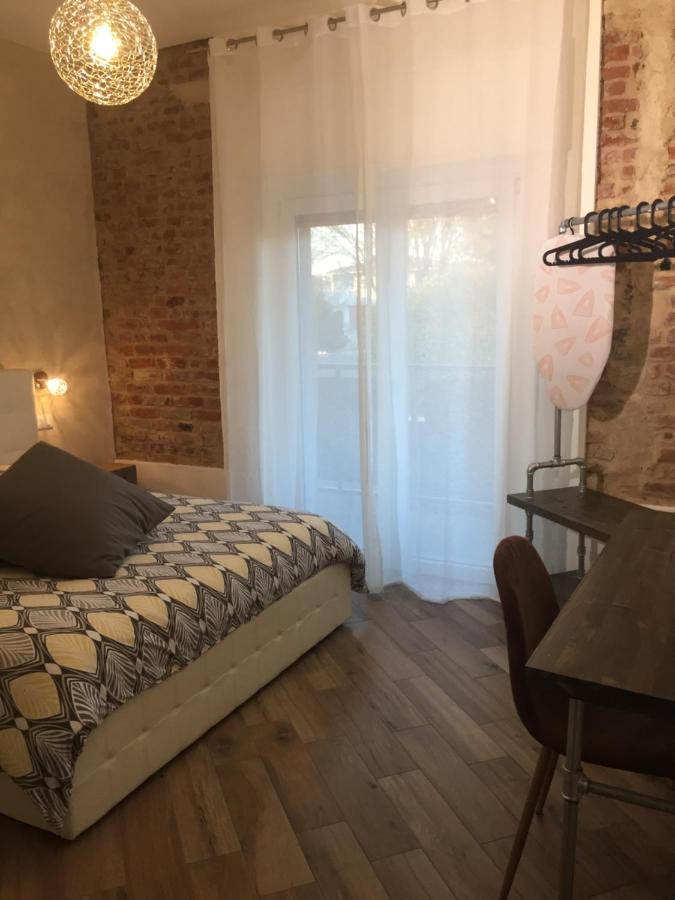 Mazzini 33 Aparthotel ไลนาเต ภายนอก รูปภาพ