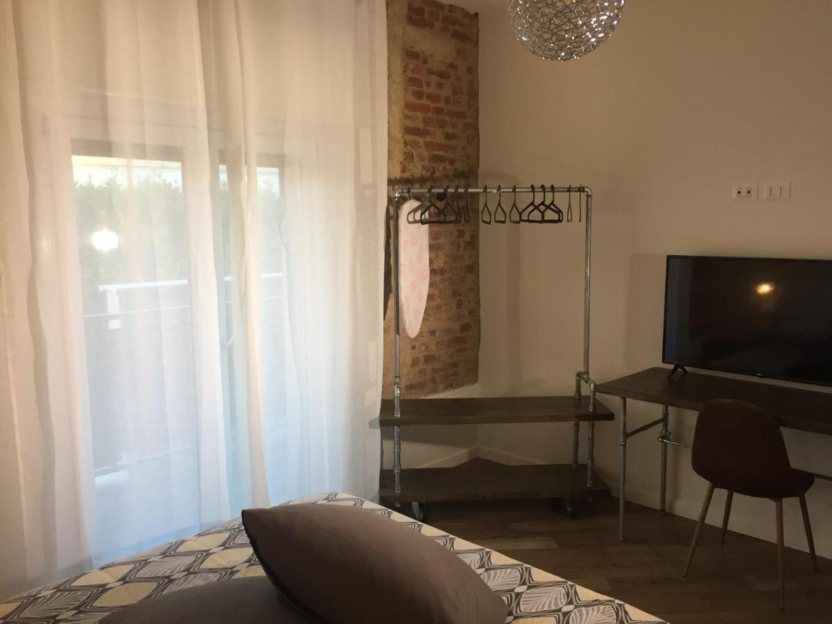 Mazzini 33 Aparthotel ไลนาเต ภายนอก รูปภาพ